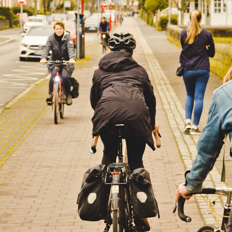 Fahrradautobahn-7259_quadrat